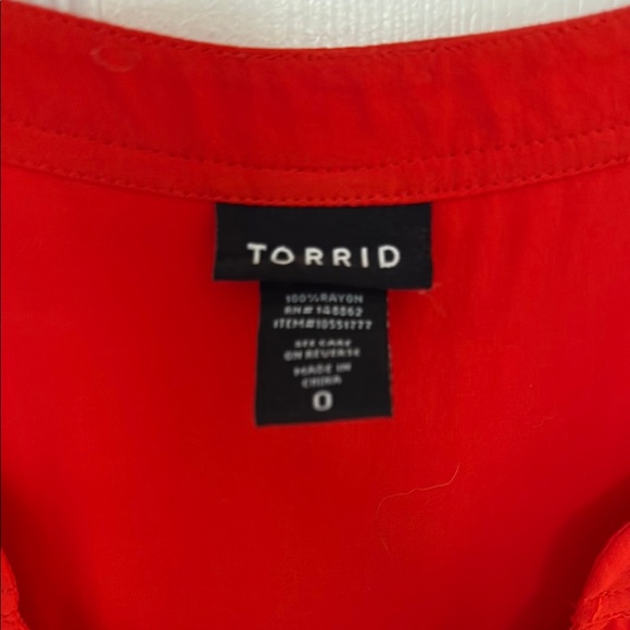 Torrid Blouse Size 0 - Picture 2 of 8